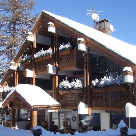 Hotel Ecureuil Vars  Buitenkant foto