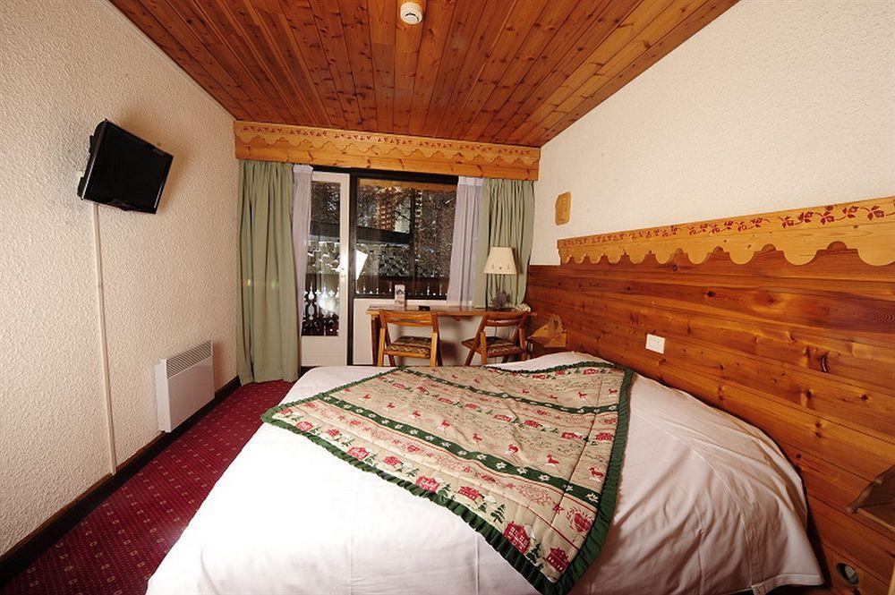 Hotel Ecureuil Vars  Buitenkant foto
