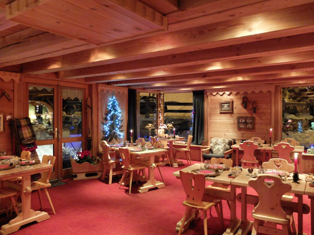 Hotel Ecureuil Vars  Buitenkant foto