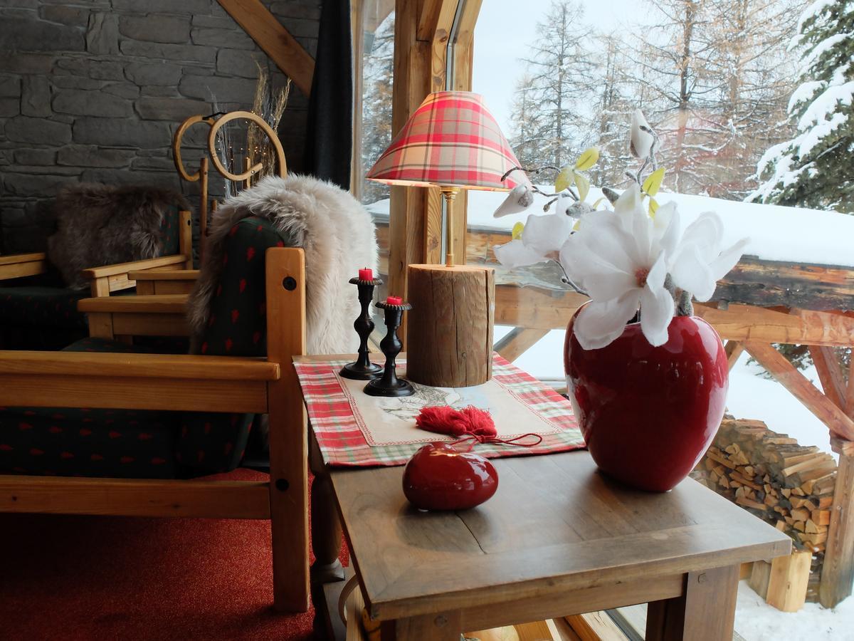 Hotel Ecureuil Vars  Buitenkant foto