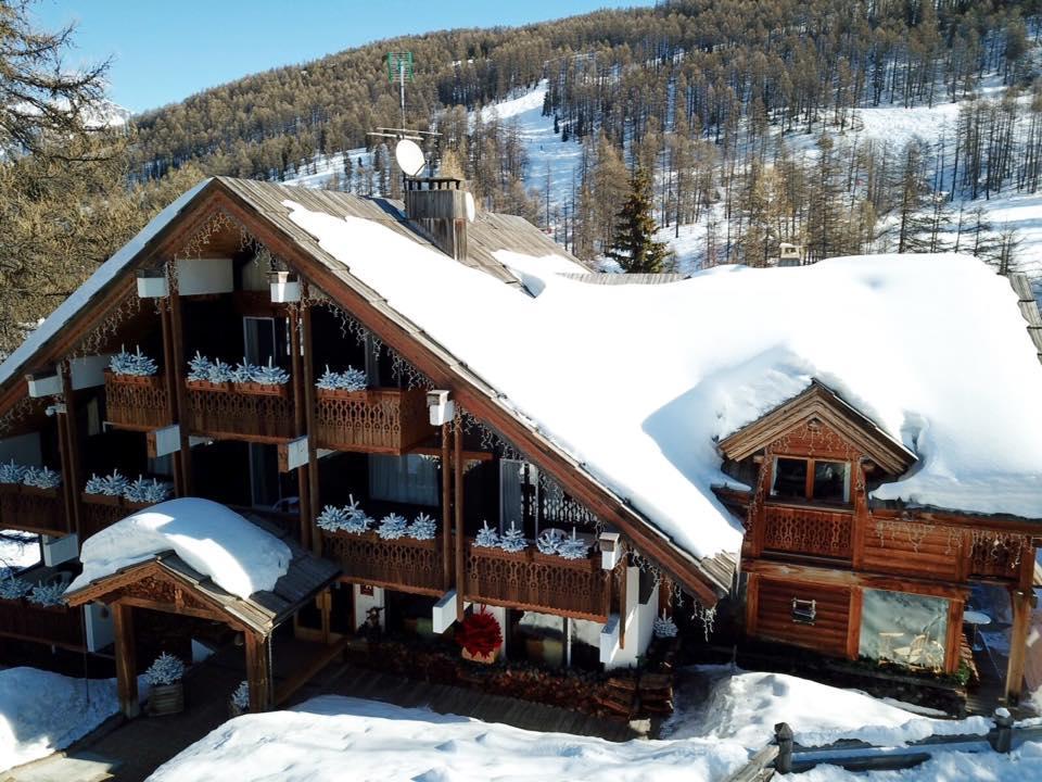 Hotel Ecureuil Vars  Buitenkant foto