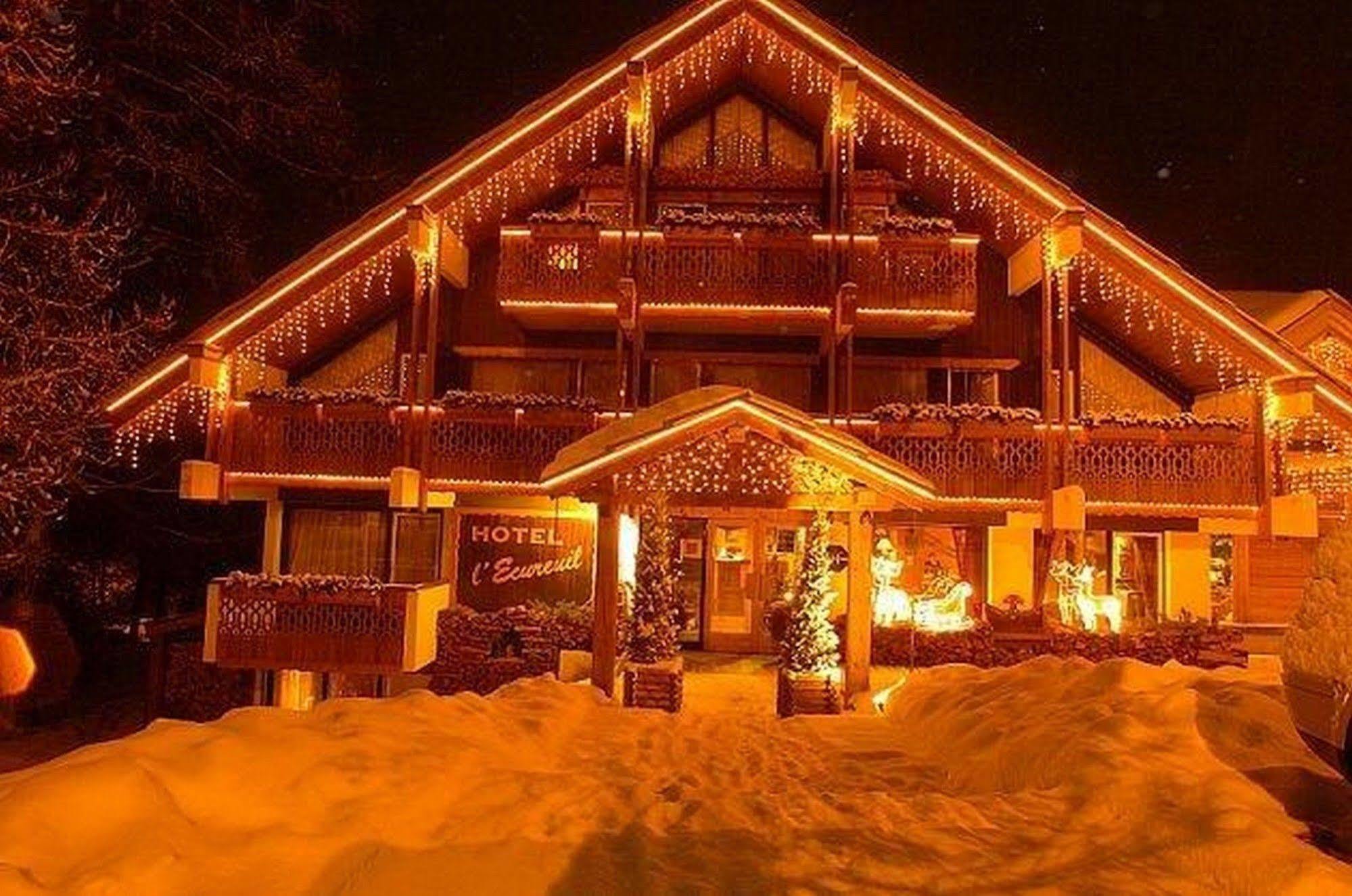 Hotel Ecureuil Vars  Buitenkant foto