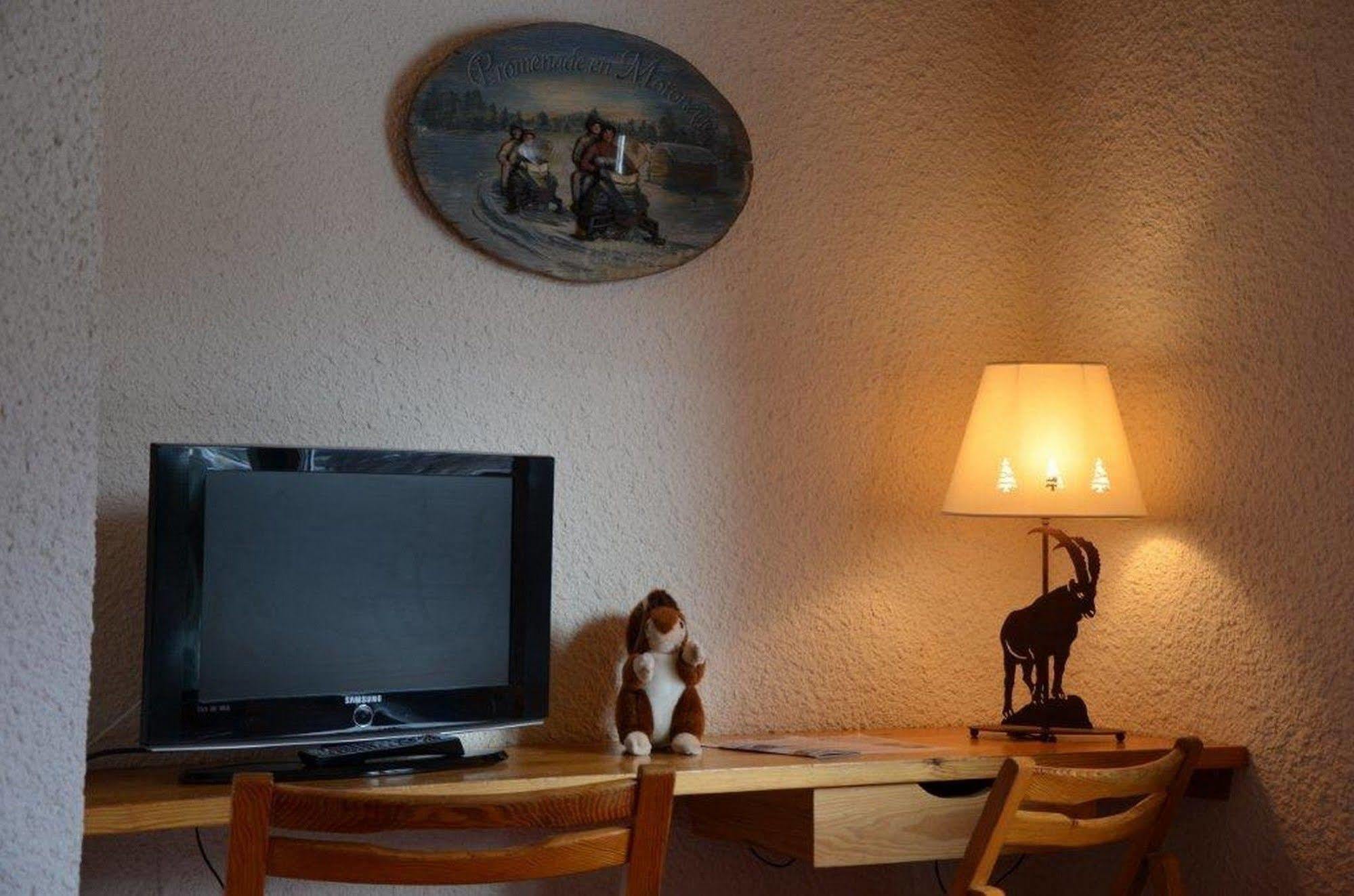 Hotel Ecureuil Vars  Buitenkant foto